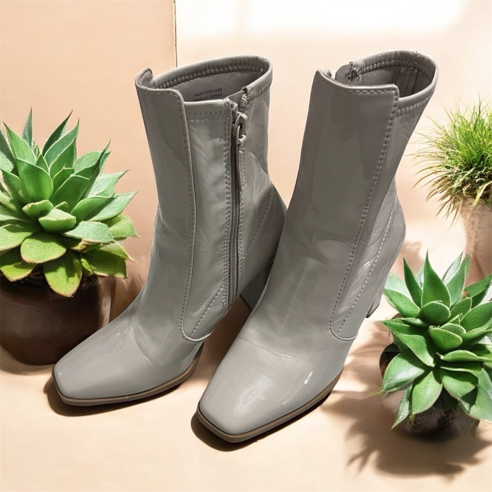 Aldo Shiny Heeled Boots Soft light Pink/Nude color